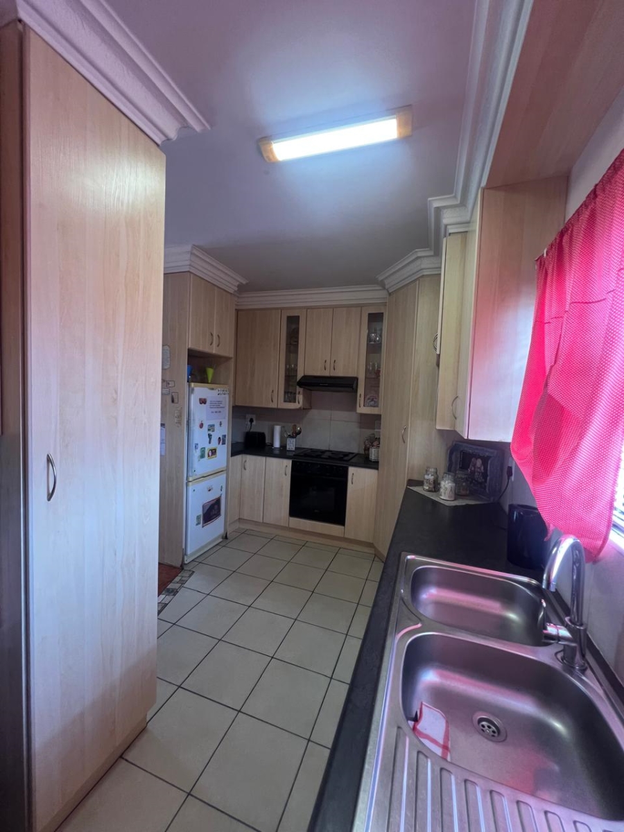 7 Bedroom Property for Sale in Heath Park Eastern Cape